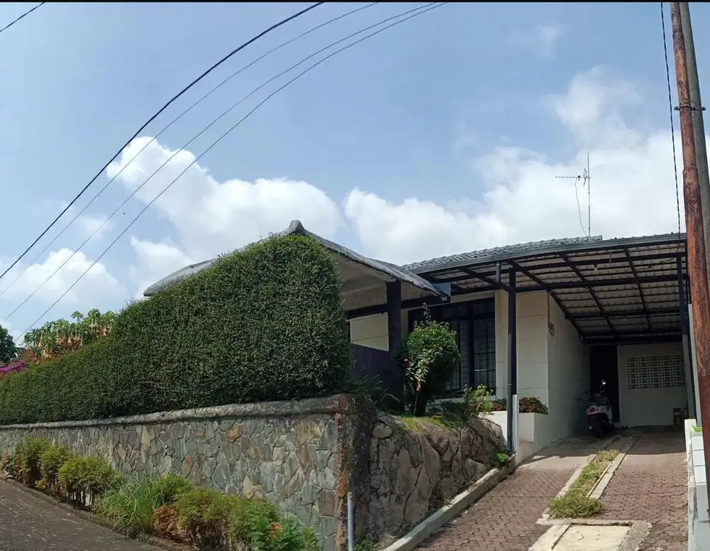 Dijual villa green apple cipanas puncak