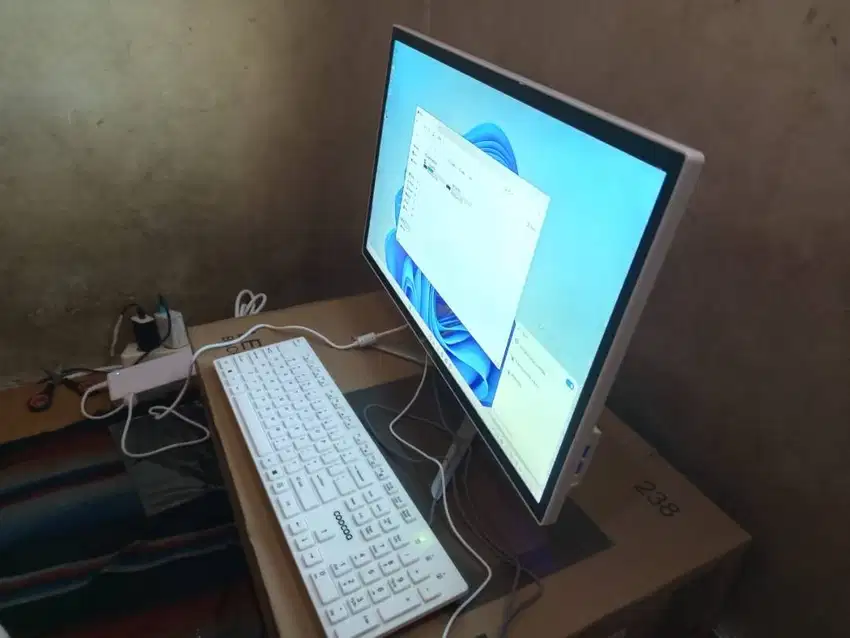 Pc AIO RAM 8 SSD 256 core i5