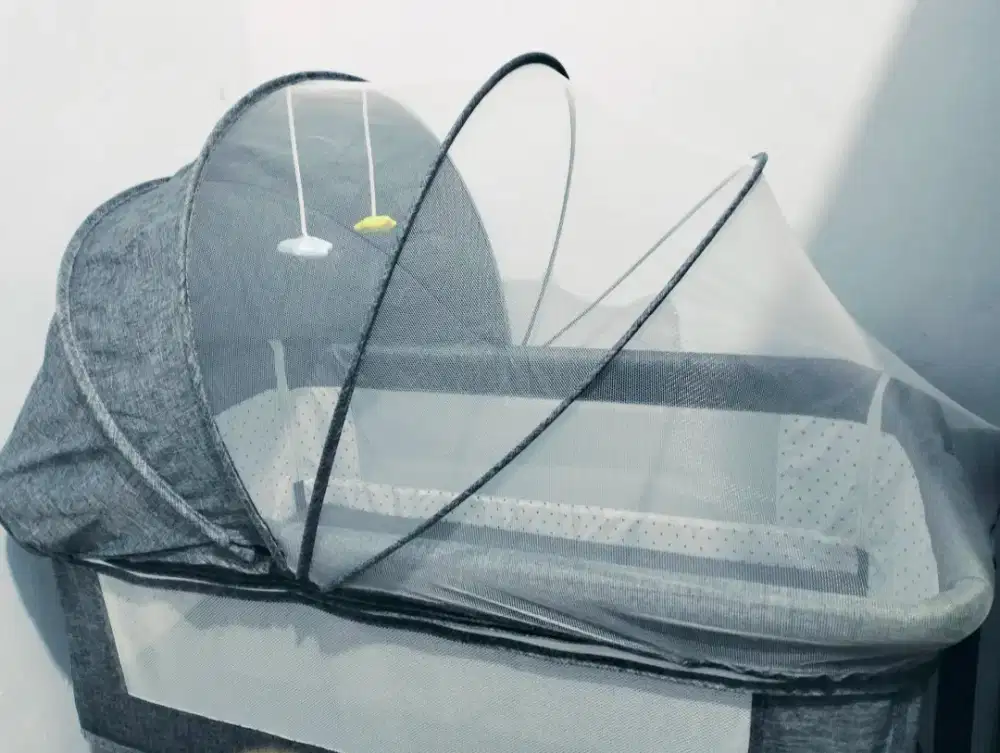 Tempat tidur bayi (Baby Box)