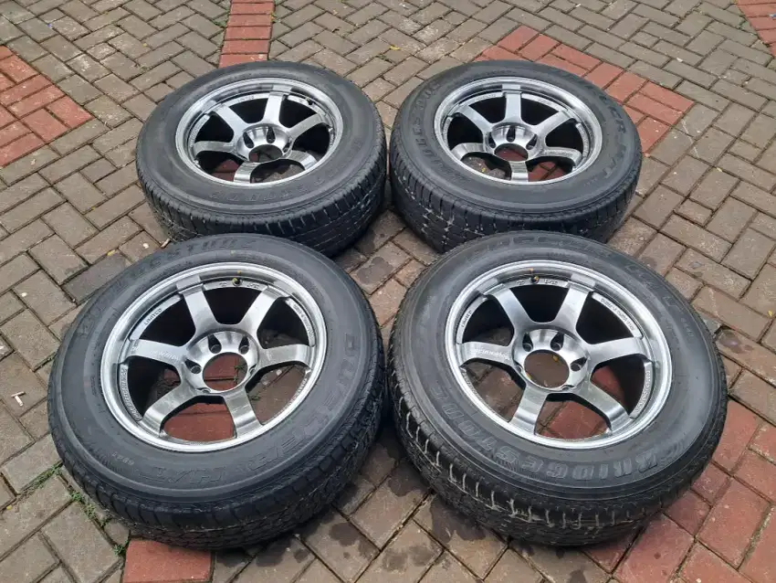 Velg te37 progressive ring 18x9 6x139,7 et 0 ban 265/60 R18 fortuner