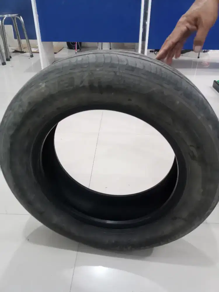 Ban Mobil Bekas Bridgestone 175/65 R14