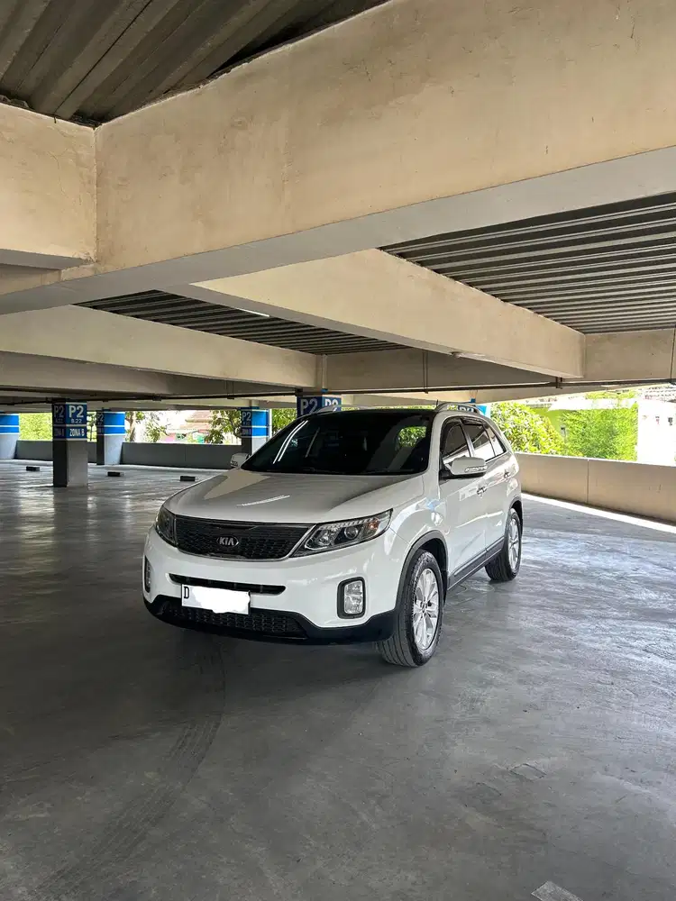 Kia Sorento Putih Matic 2013 Bensin