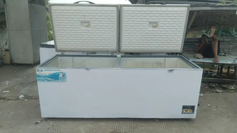 Di jual freezer