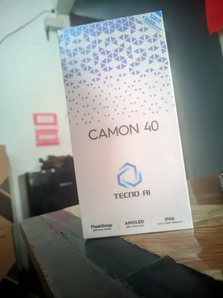TECNO CAMON 40 8/128