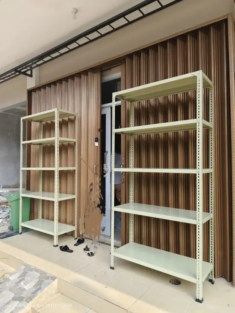 Rak besi Arsip Gudang