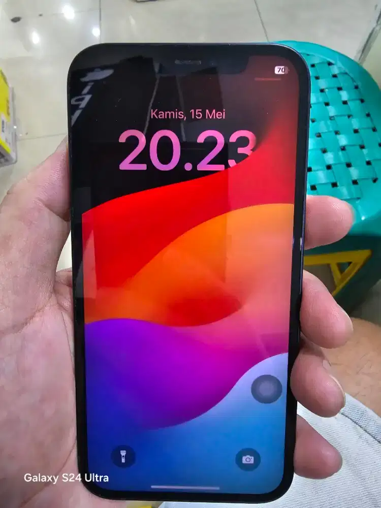 Iphone 12 128gb resmi ibox second mulus