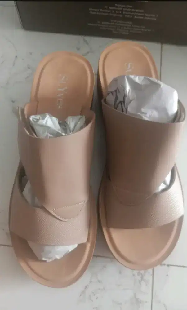 Sandal st yves cream
