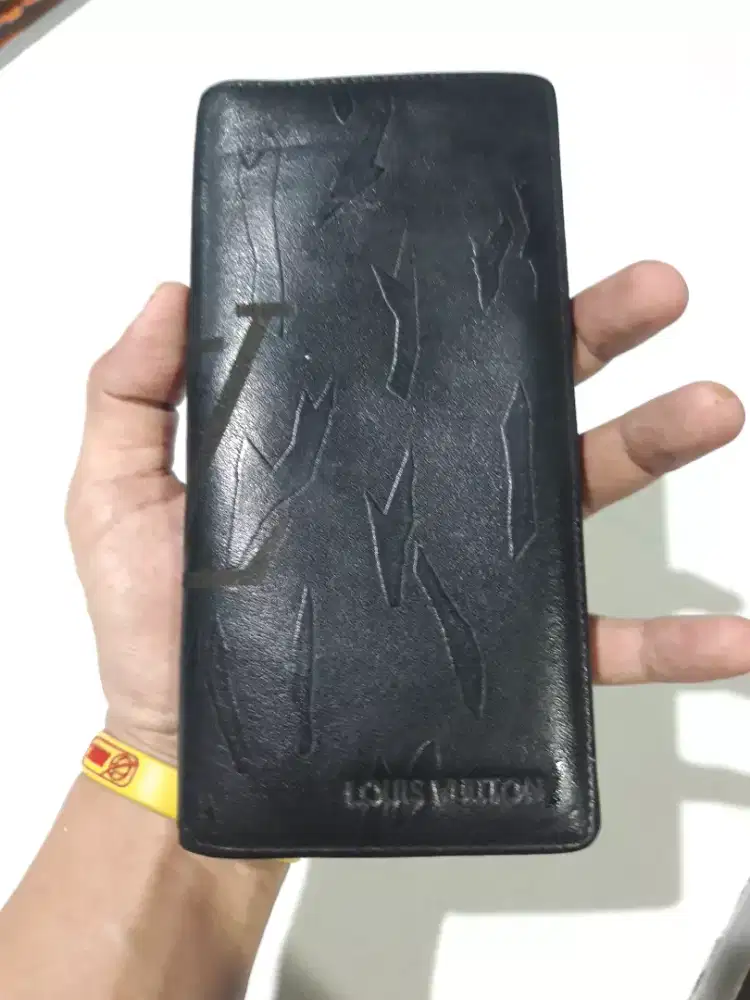DOMPET LOUIS VUITTON KULIT