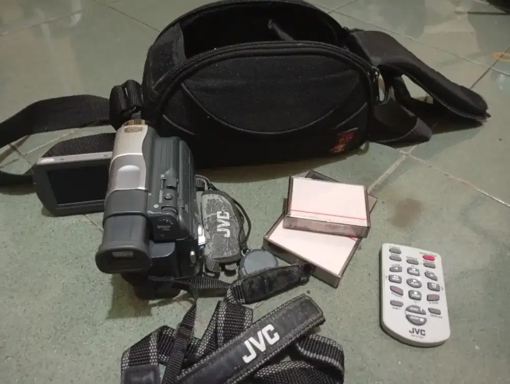 JVC Type GR-D53AG, Seri 149Y0126. Minus Charger Gk Ad, Krna LowBattery