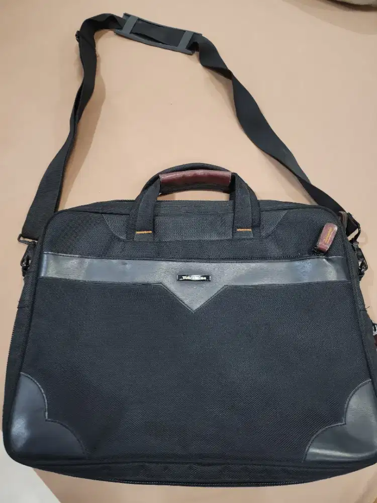 Dijual cepat tas kerja