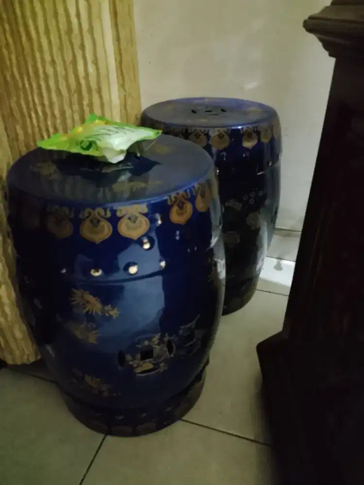 Dijual guci bangku 1 set