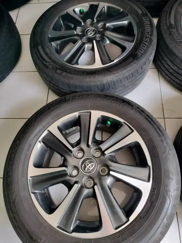 Velg Toyota VOXI R.16 ori