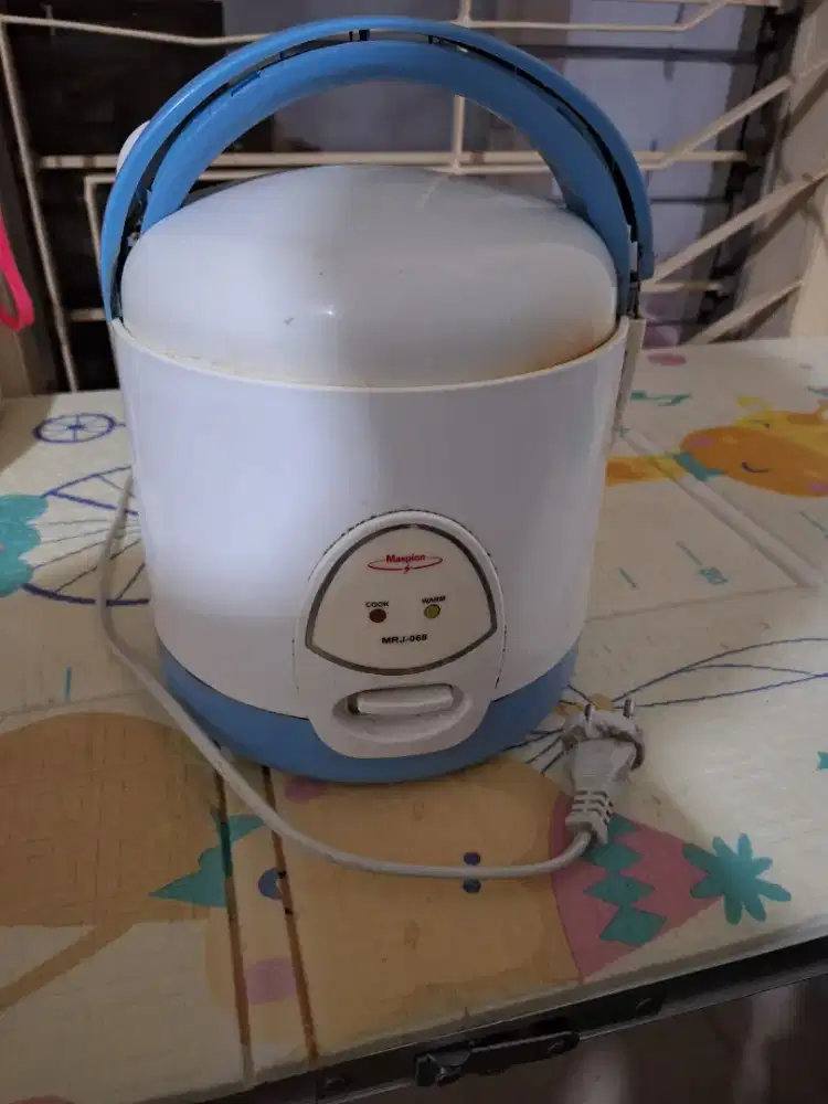Rice cooker maspion 0.8 liter
