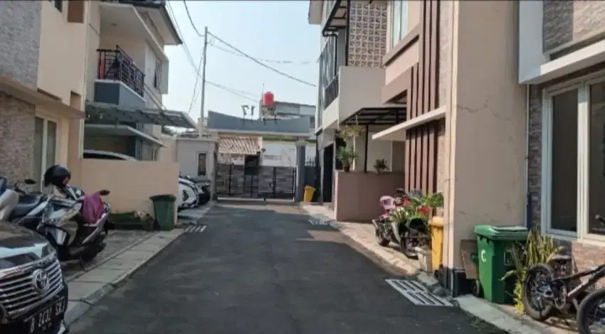 Rumah Cluster Minimalis dekat pintu toll