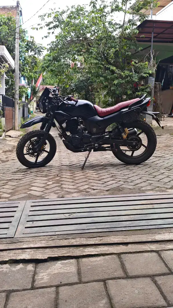 Jual motor honda tiger 2000/GL200 Sport custom