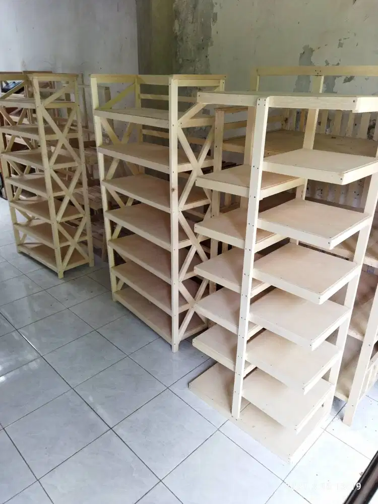 rak sepatu 7 kolong muat 21 pasang