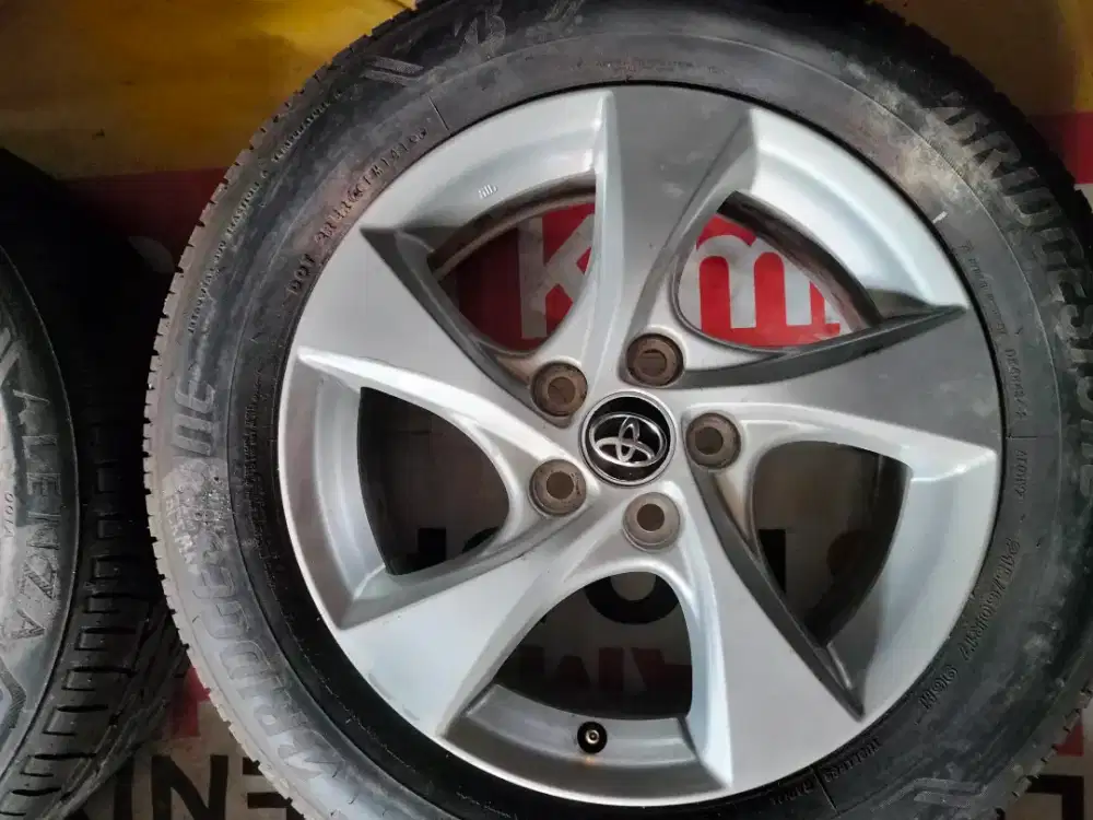 Velg Toyota CHR R.17 ori