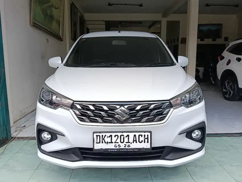 Ertiga GL AT 2023 Asli Bali, putih, Automatic