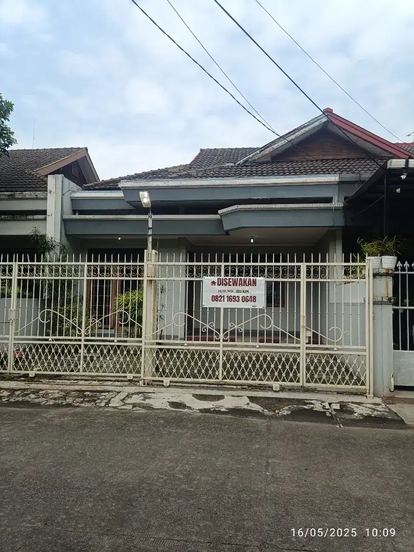 Di Sewa Rumah Untuk Rumah Tinggal/Kantor Di Kembar