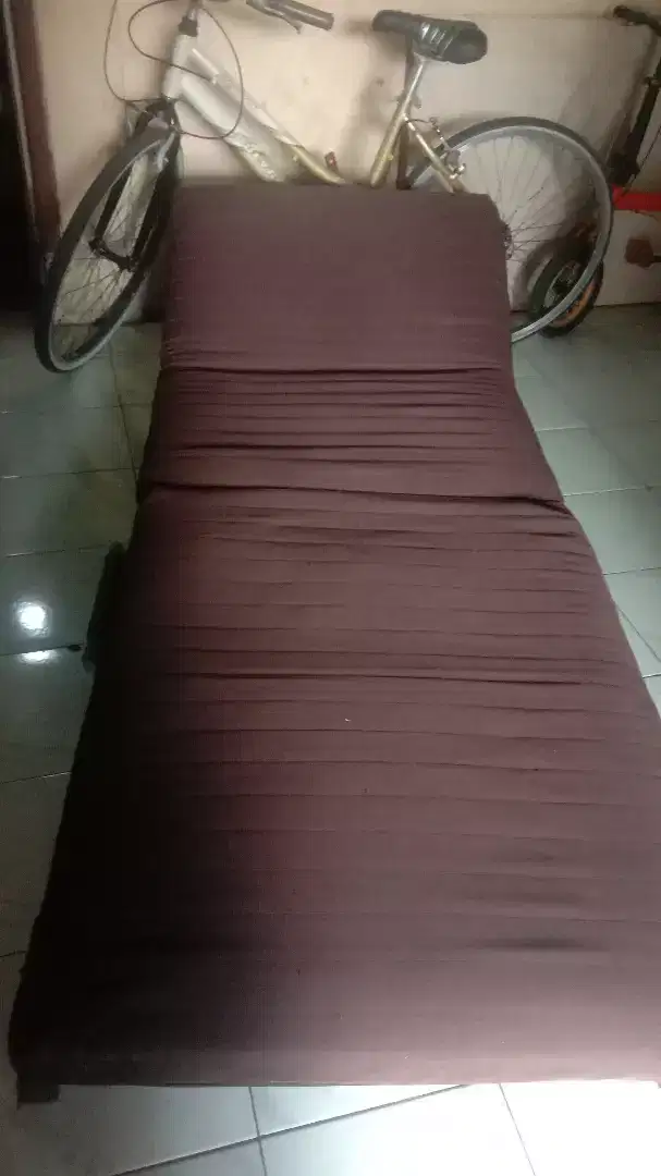 INFORMA with egle 84x190x30 tempat tidur lipat