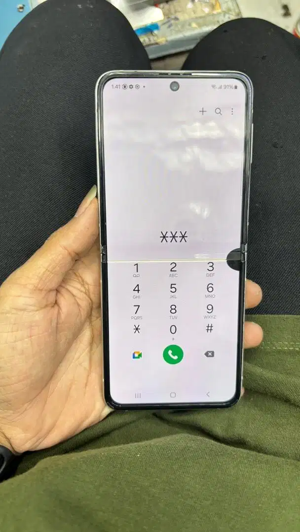 Z flip 3 8/128 mines lcd
