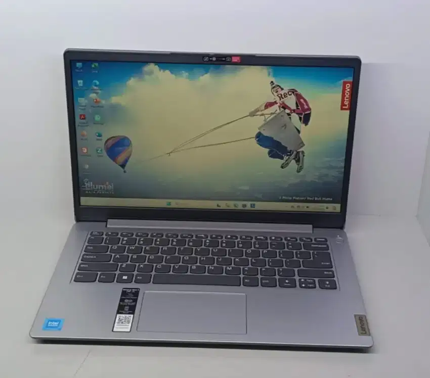 Leptop lenovo Ideapad slim 1 N4020