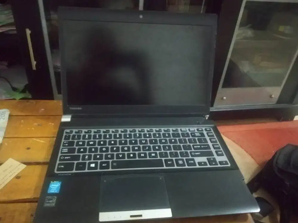 DiJual Laptop Toshiba Murah i5 12Gb Ssd Windows+Android Bogor Nego