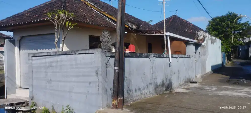 Rumah dgn lingkungan nyaman Batubulan
