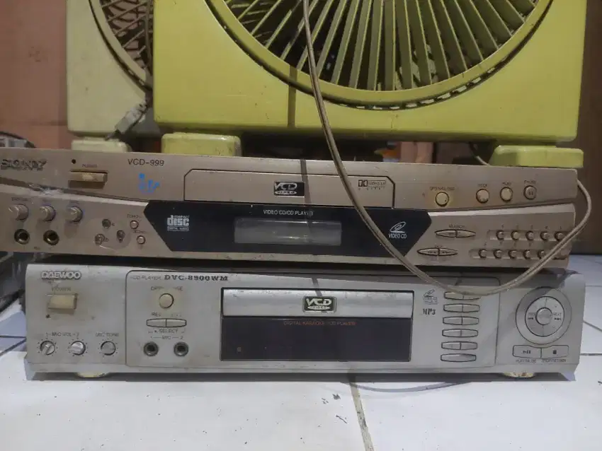 Kipas Angin, Radio, dan VCD Player