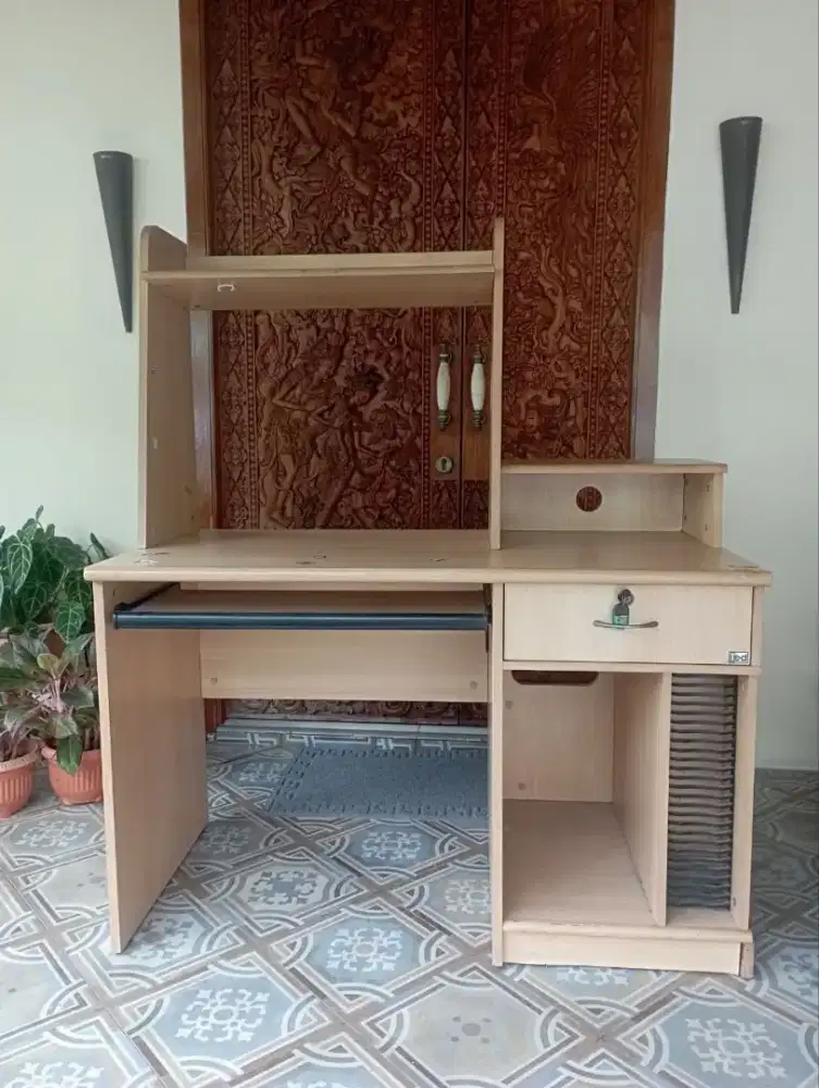 Meja rak olympic/Nego