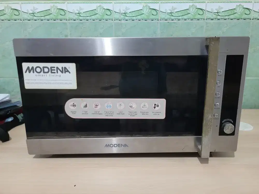 Microwave Modena MG 3001