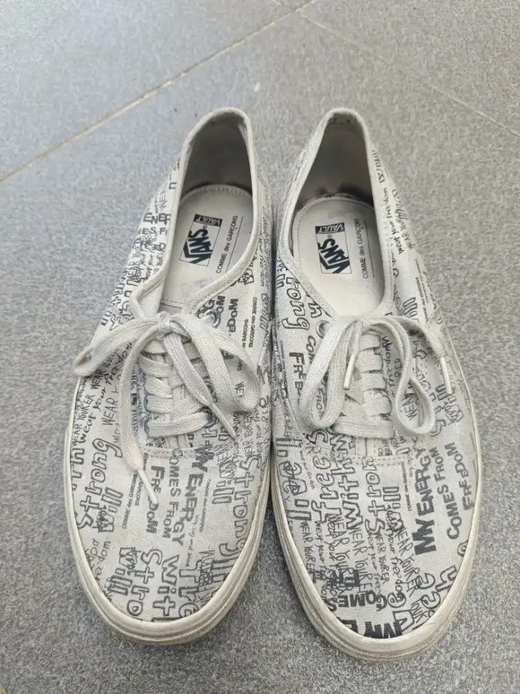 Vans X comme des Garcons
Size 43