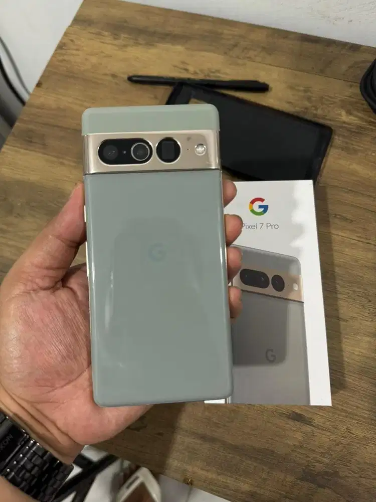 Google pixel 7 pro 12/128 fullset kondisi like new