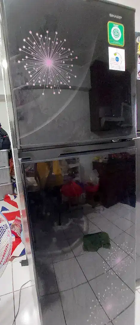 Dijual Kulkas Second Merk Sharp
