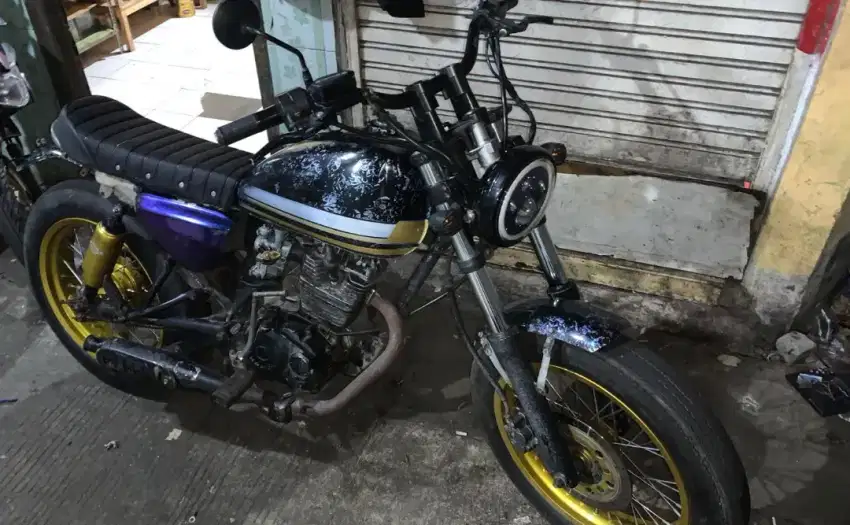 Jual aje ni om motor custom
