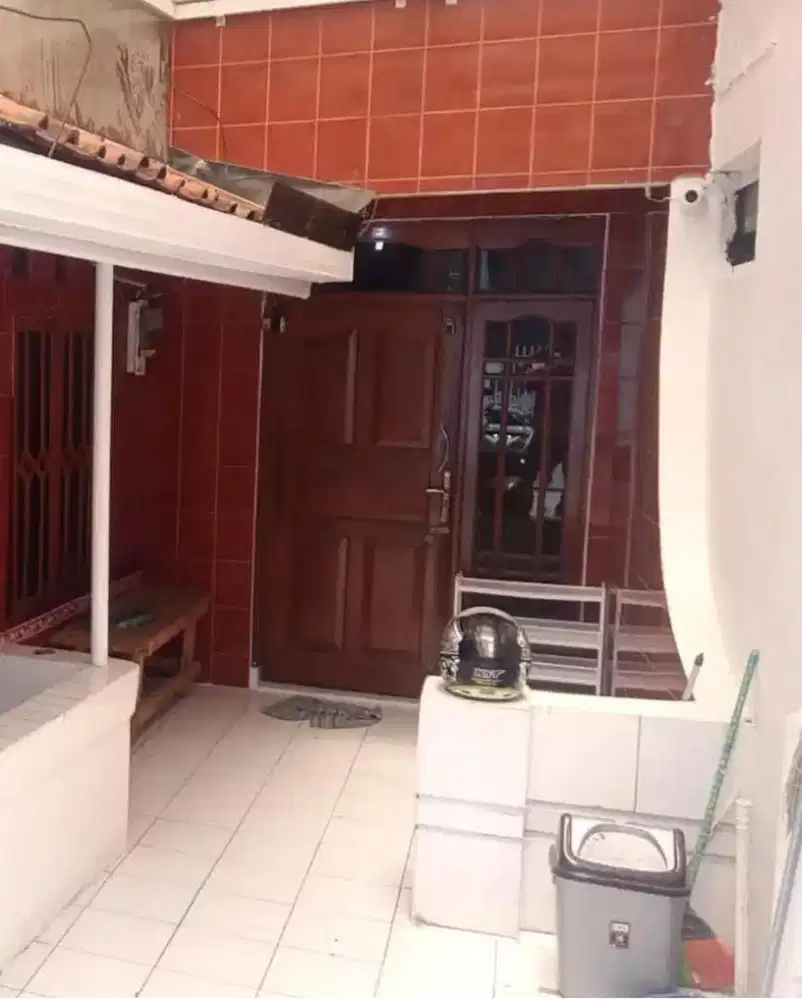 Disewakan 1 rumah di daerah cicadas