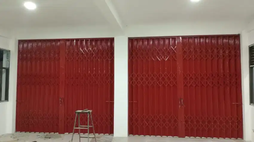 Rolling door folding gate almunium murah