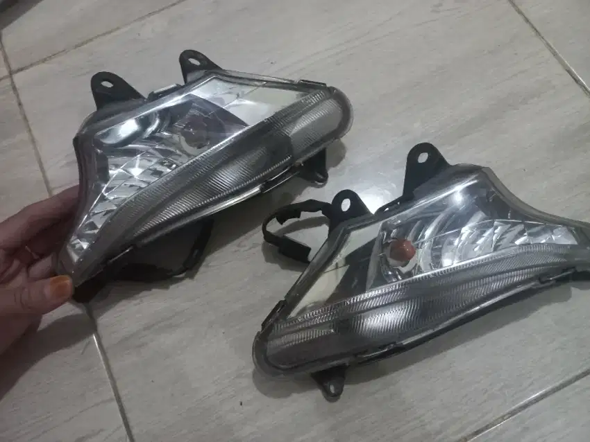 Lampu Sein depan ori Supra X125
