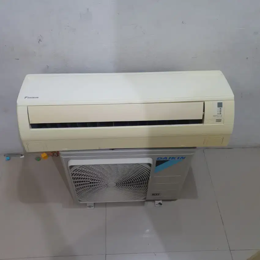 Second Ac Daikin malaysia 1pk ( mulus dan ori)