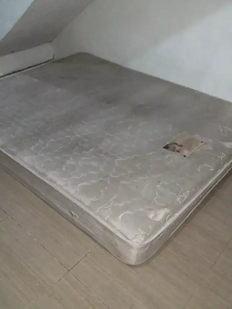 Spring bed merek Elite ukuran 160 x 200 cm