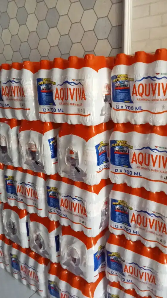 Air mineral air minum aquviva