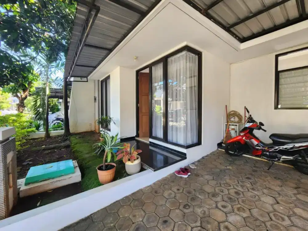 Rumah Bagus Di Graha Estetika