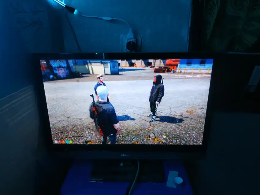 TV Toshiba 24inch + Android Box