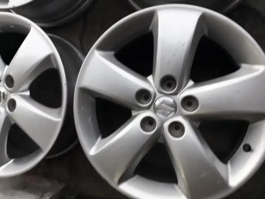 Velg Suzuki VITARA R.17 ori