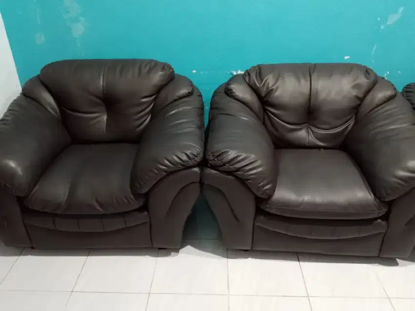 Kursi Sofa 1 seater. Ada 2 sofa