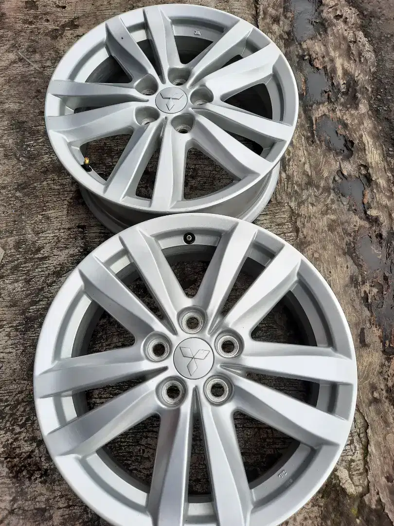 Velg Mitsubishi Outlander R.17 ori