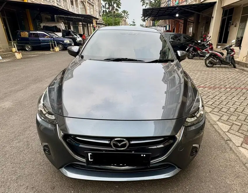 Mazda 2 type R AT skyactive 2018/2019