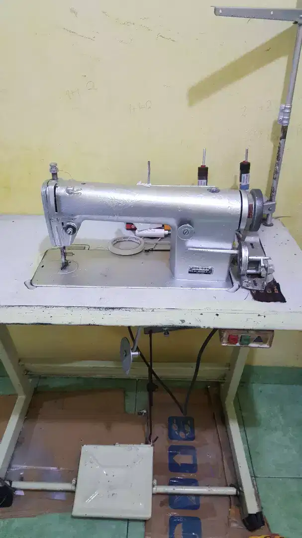Juki Mesin jahit industri 1 jarum