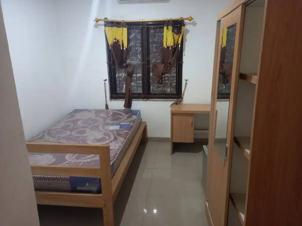 Kos putra uns solo belakang kampus uns jalan surya