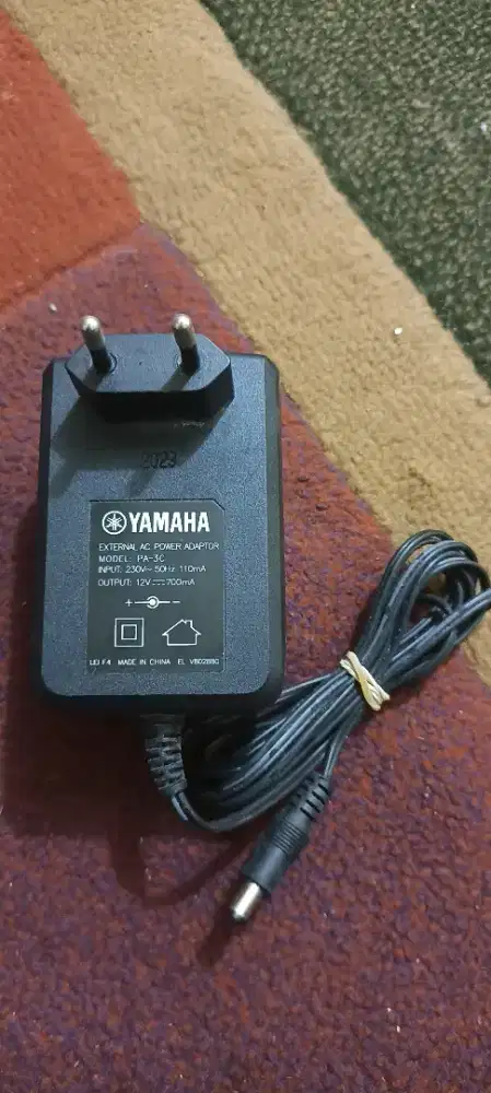 Addaptor Keyboard YAMAHA PSR E373 ORIGINAL